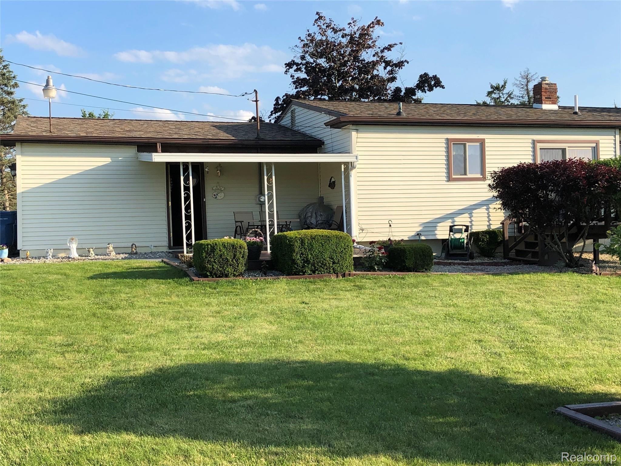 6330 Baldwin Road Swartz Creek, MI 48473 - Photo 2 of 21 IMG_0171.jpg