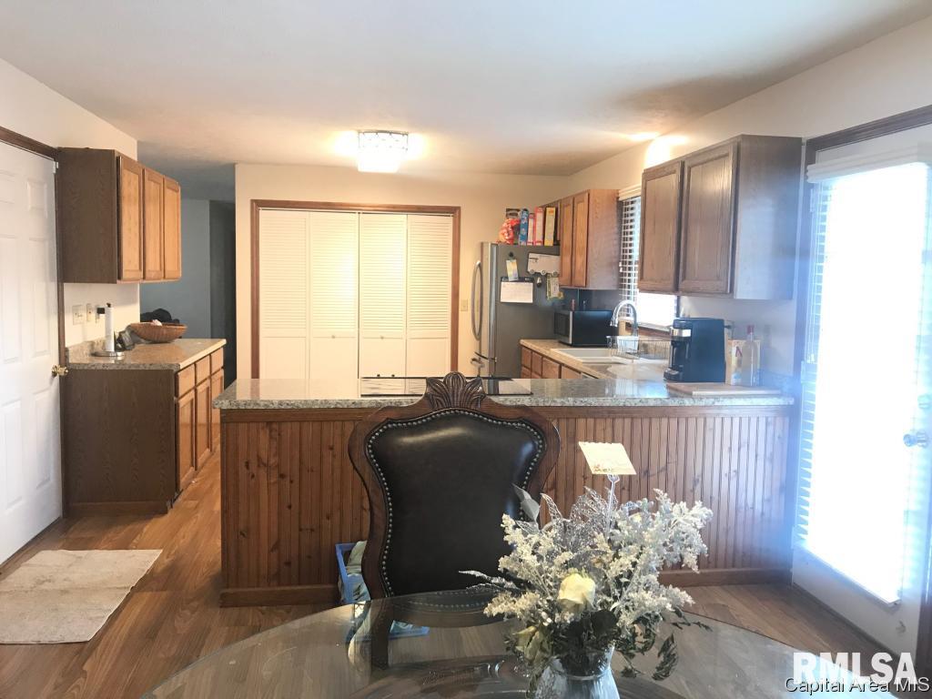 2628 Steiler Place Springfield, IL 62703 - Photo 8 of 18 Gallery Image 8