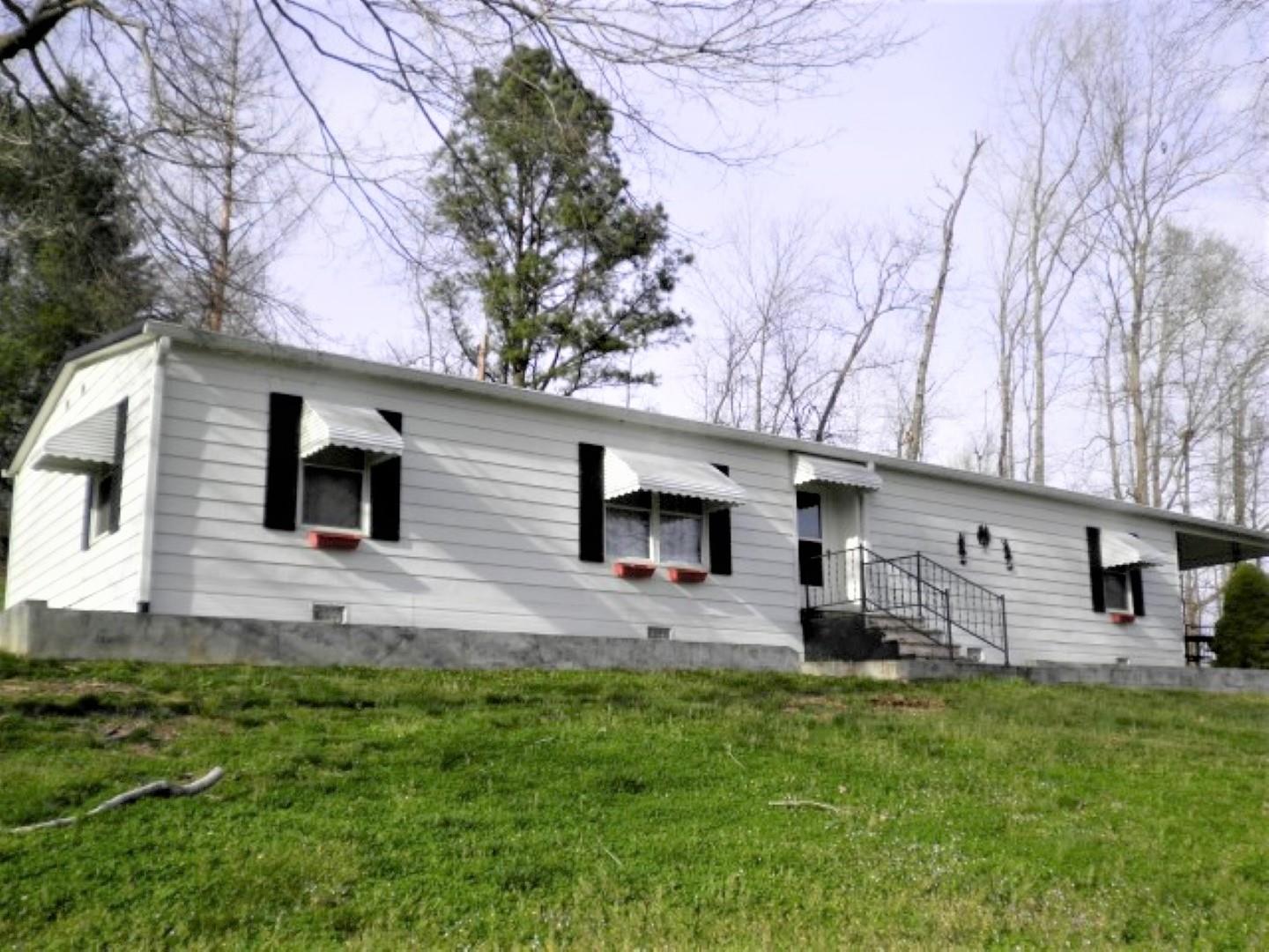 160 River Road Dover, TN 37058 - Photo 3 of 27 Gallery Image 3
