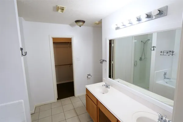 $1,900 | 23135 North Waterlake Drive, Richmond, TX 77406