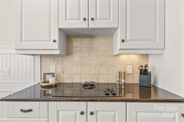 $595,000 | 7923 Mountain Shore Drive, Sherrills Ford, NC 28673