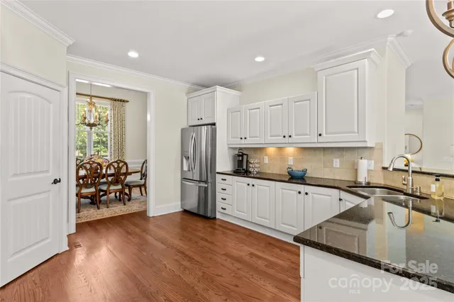 $595,000 | 7923 Mountain Shore Drive, Sherrills Ford, NC 28673