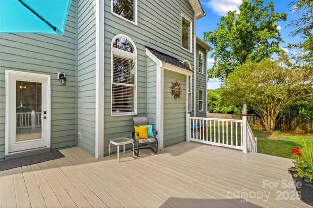 $595,000 | 7923 Mountain Shore Drive, Sherrills Ford, NC 28673