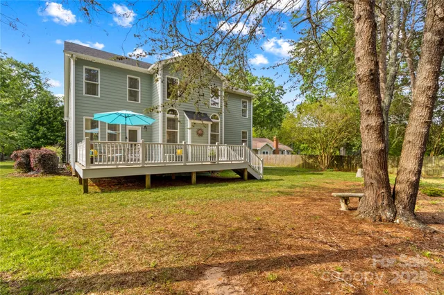 $595,000 | 7923 Mountain Shore Drive, Sherrills Ford, NC 28673