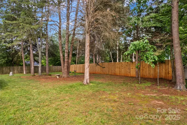 $595,000 | 7923 Mountain Shore Drive, Sherrills Ford, NC 28673