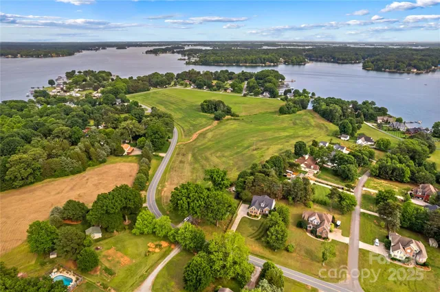 $595,000 | 7923 Mountain Shore Drive, Sherrills Ford, NC 28673