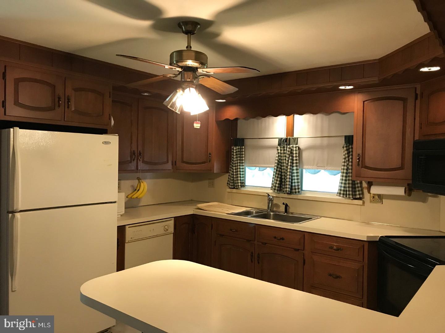 1605 Tioga Avenue Reading, PA 19607 - Photo 9 of 18