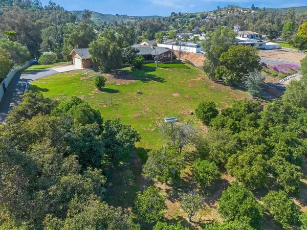 $1,167,000 | 11460 Pinehurst Drive, Lakeside, CA 92040