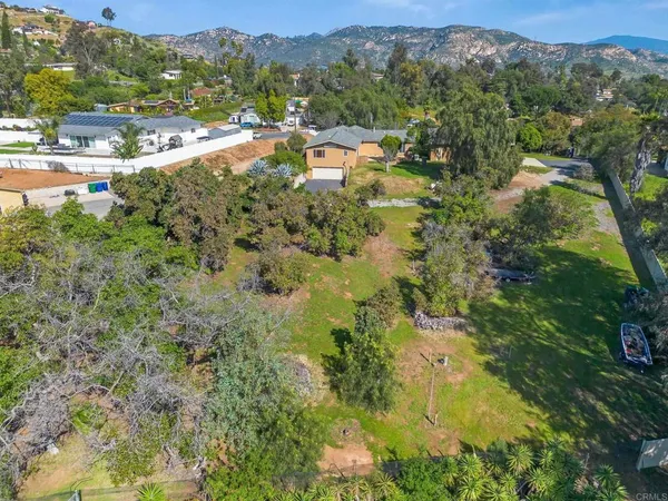 $1,167,000 | 11460 Pinehurst Drive, Lakeside, CA 92040