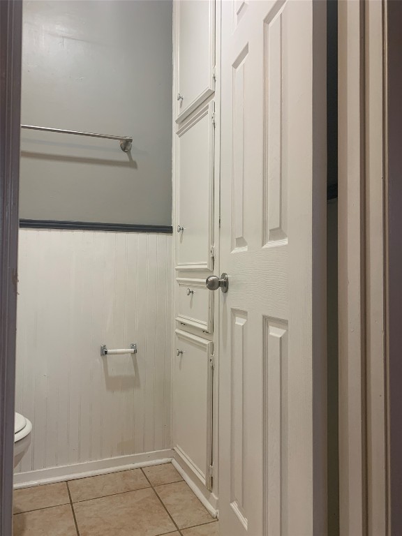 11701 Bayou Bend, Unit B Austin, TX 78759 - Photo 11 of 17 a view of a closet