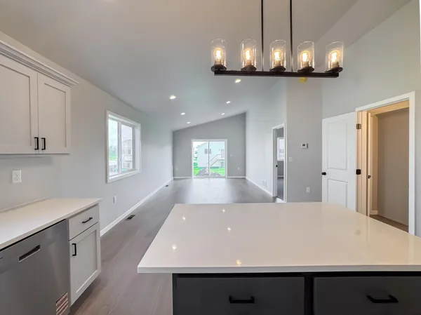 $347,650 | 1123 Jill Drive West, West Fargo, ND 58078