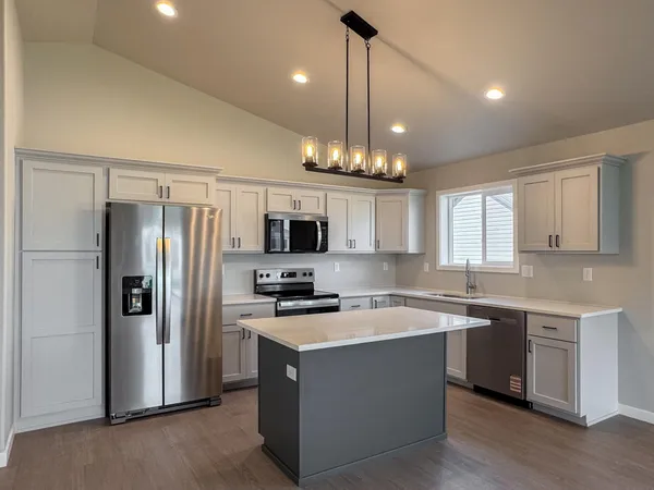 $347,650 | 1123 Jill Drive West, West Fargo, ND 58078