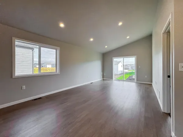 $347,650 | 1123 Jill Drive West, West Fargo, ND 58078