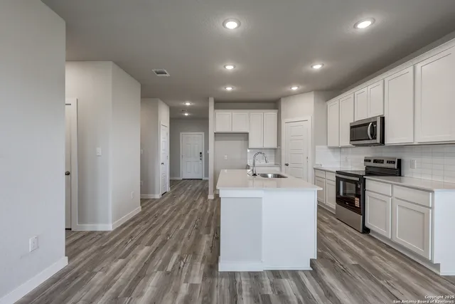 $319,990 | 7840 Coffee Ml Street, San Antonio, TX 78252