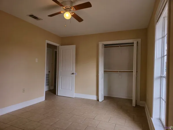 $1,700 | 15211 Riverdale Avenue, Baton Rouge, LA 70816