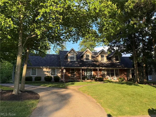 $620,000 | 147 South Hayden Parkway, Hudson, OH 44236