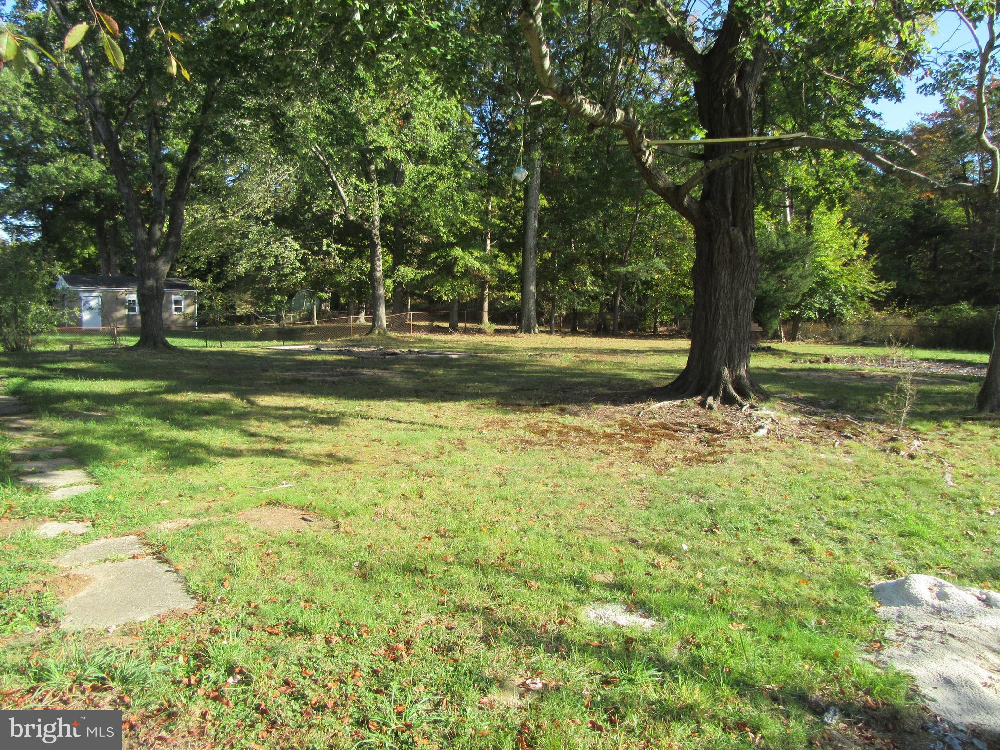 8201 Sonar Road Clinton, MD 20735 - Photo 22 of 28 Back Yard