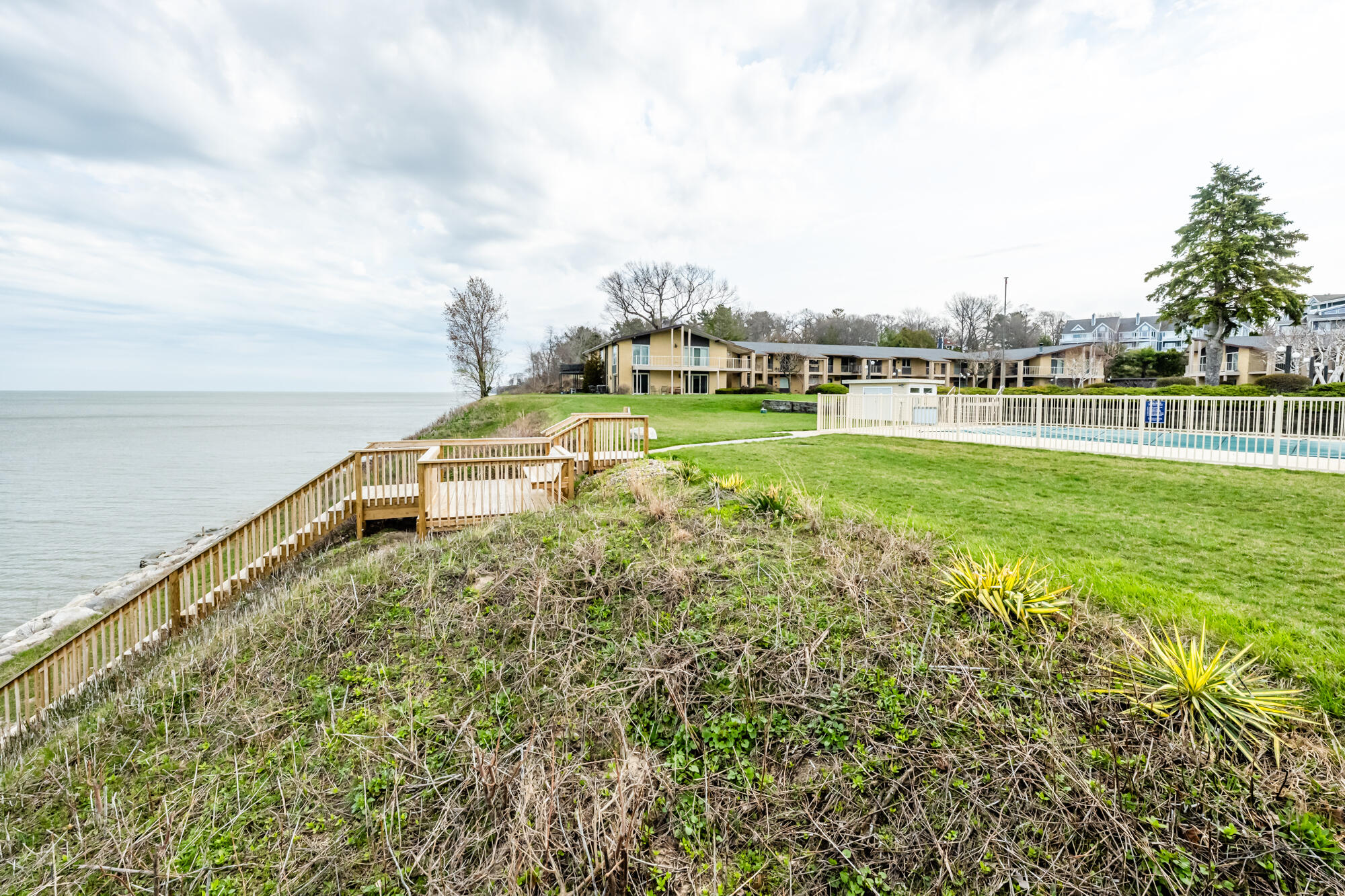 4150 Ridge Road, Unit 4 Stevensville, MI 49127 - Photo 30 of 41 Surfside-115