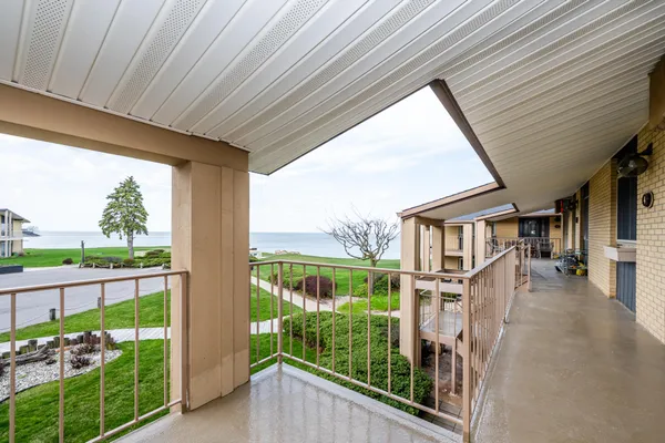 $329,000 | 4150 Ridge Road, Unit 4, Stevensville, MI 49127