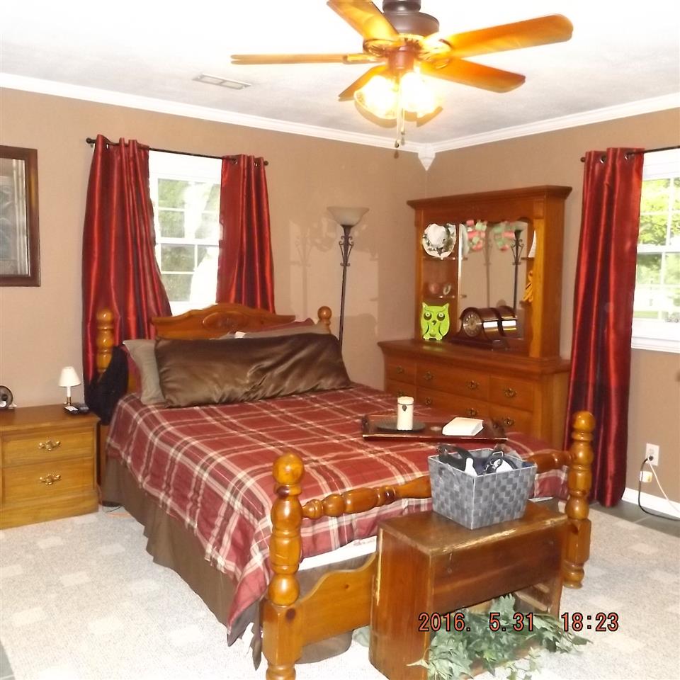 10308 North Nashville Road Pendleton, IN 46064 - Photo 12 of 32