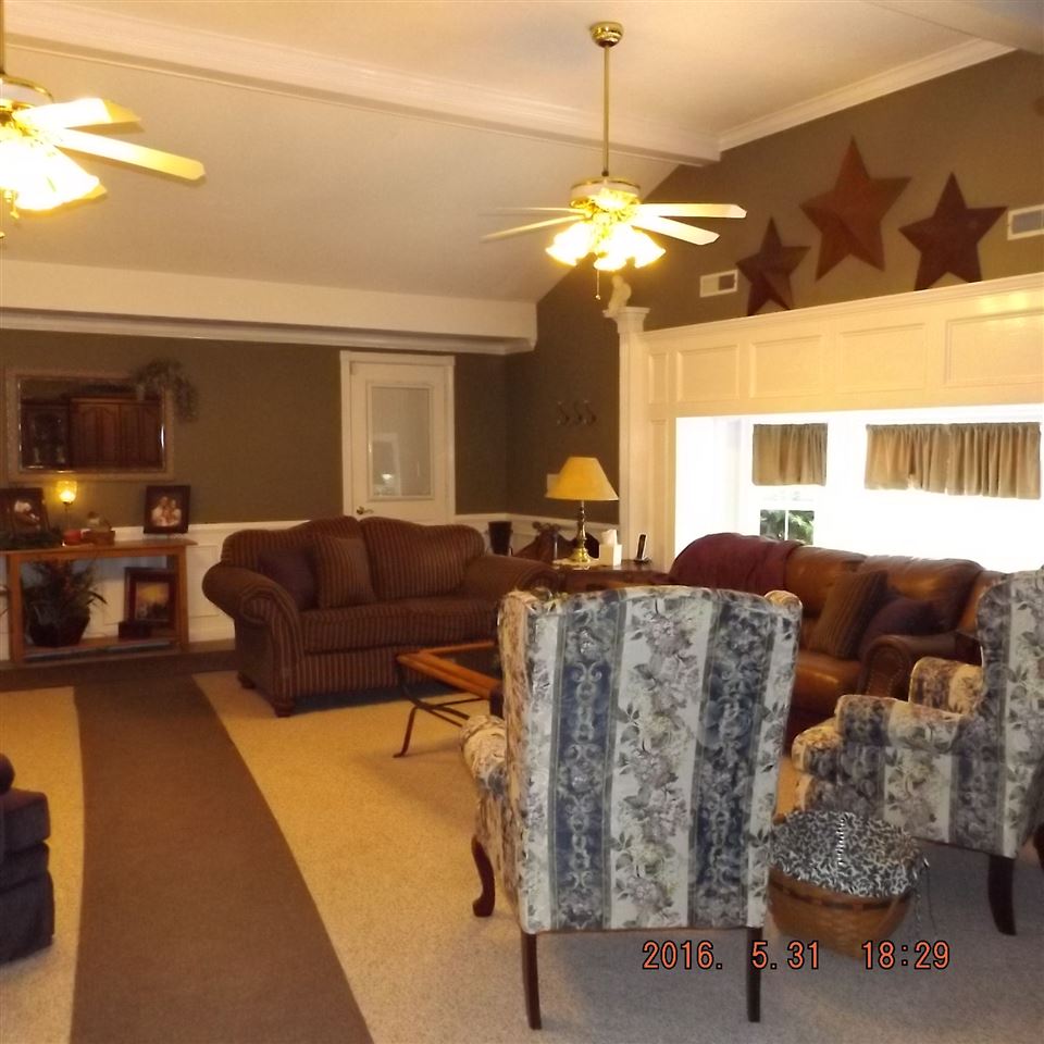 10308 North Nashville Road Pendleton, IN 46064 - Photo 5 of 32