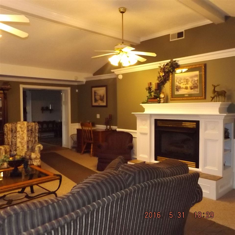 10308 North Nashville Road Pendleton, IN 46064 - Photo 6 of 32