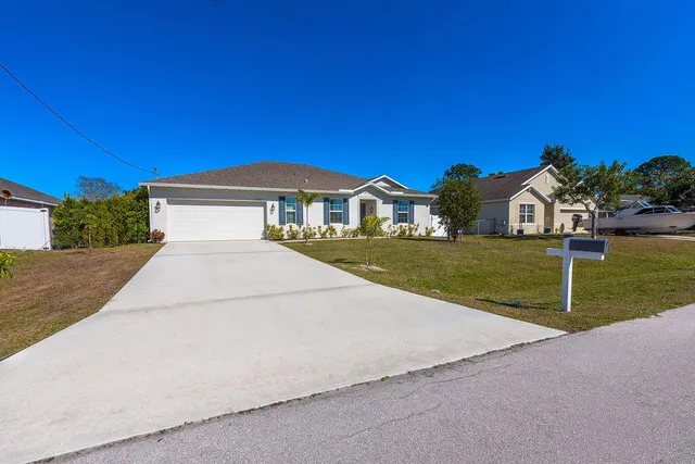 $3,150 | 1025 Southwest Sarto Lane, Port St. Lucie, FL 34953