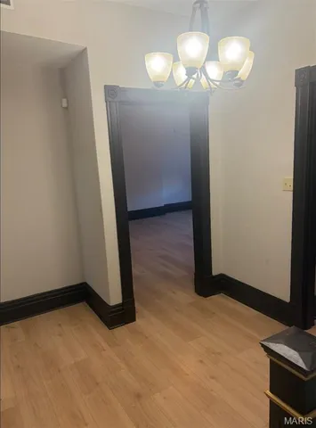 $1,250 | 2115 Allen Avenue, St. Louis, MO 63104