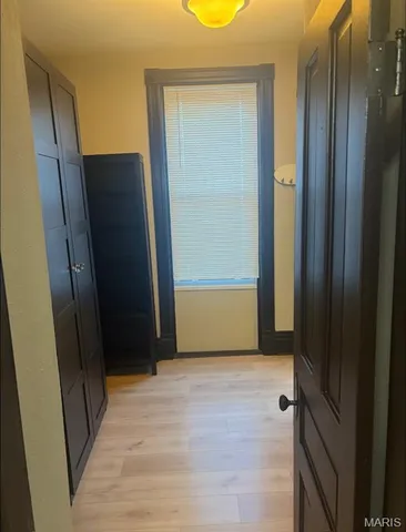 $1,250 | 2115 Allen Avenue, St. Louis, MO 63104