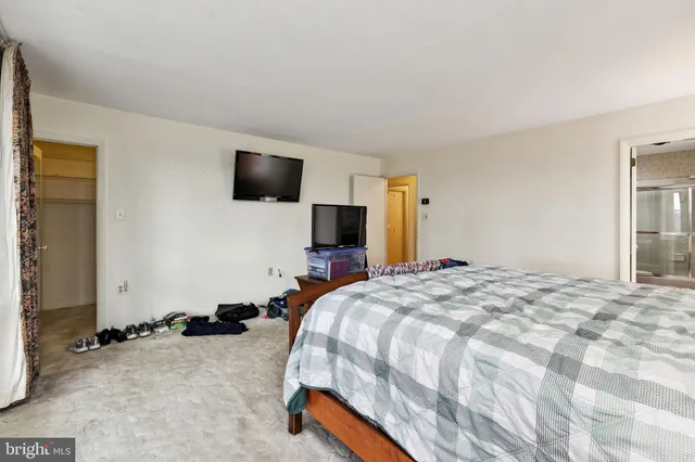 a view of a livingroom with a fireplace