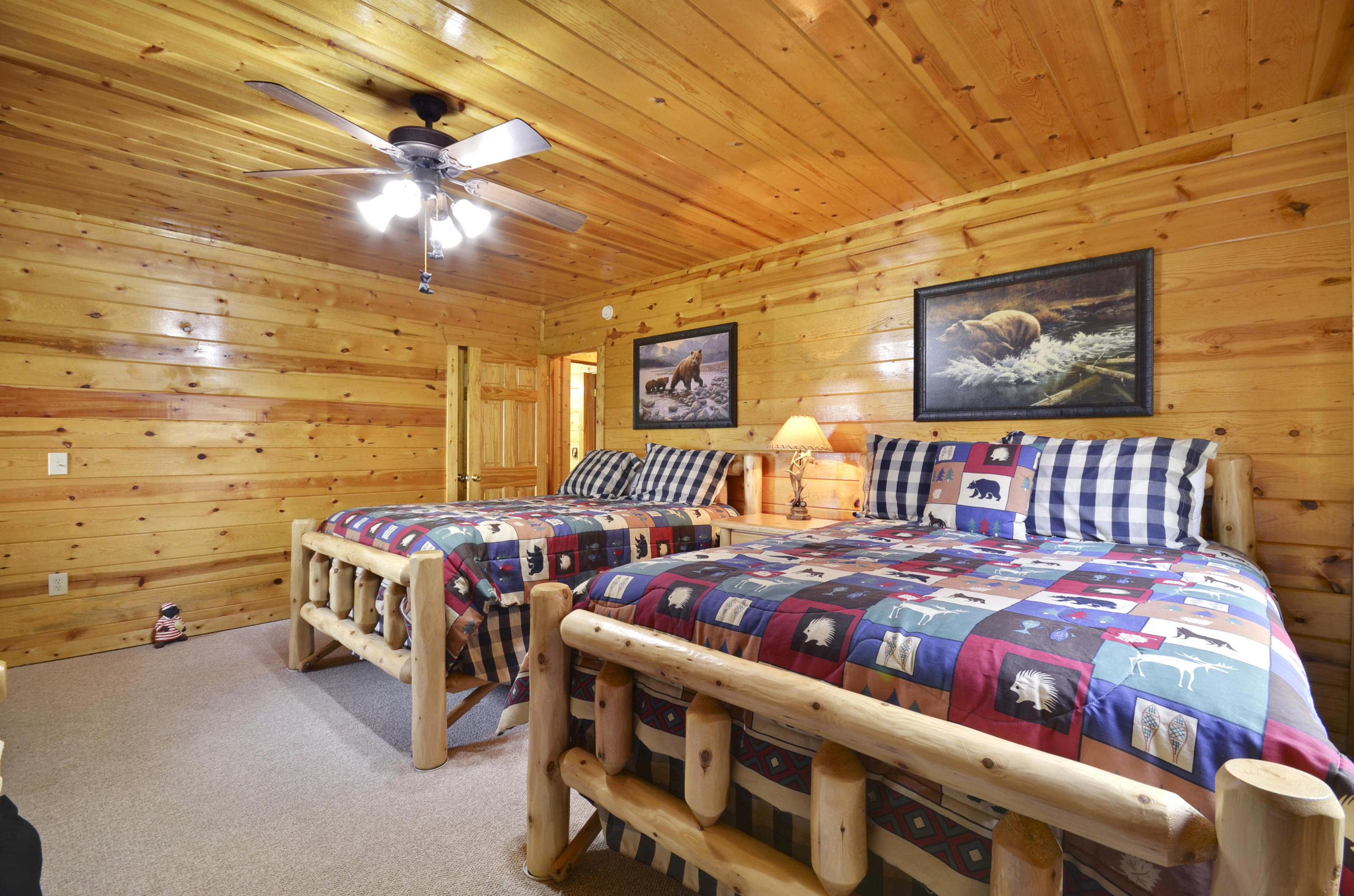 2251 Upper Middle Creek Road, Unit 17 Sevierville, TN 37876 - Photo 21 of 38 Lower Level-Bedroom-_DSC3311