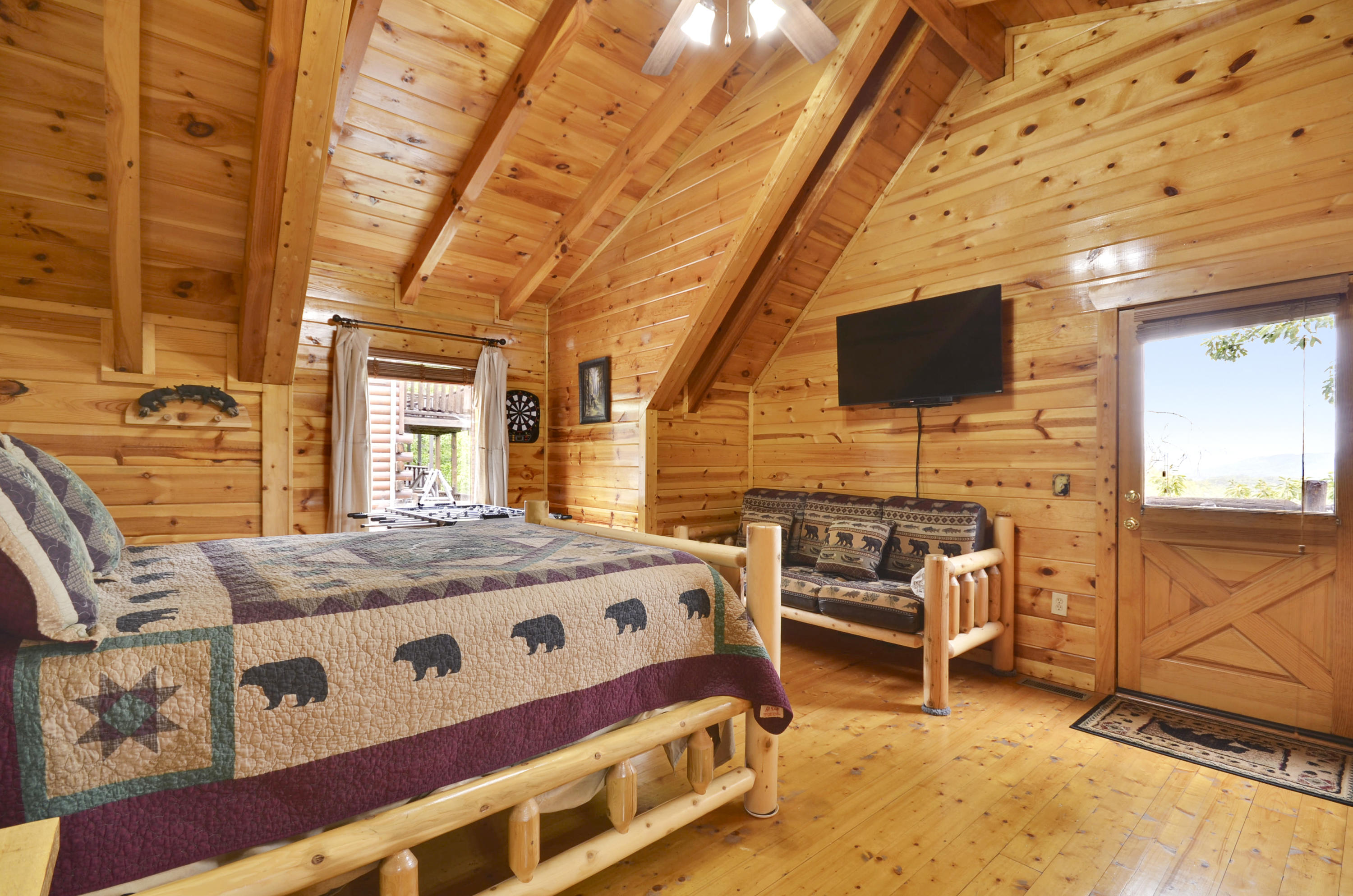 2251 Upper Middle Creek Road, Unit 17 Sevierville, TN 37876 - Photo 36 of 38 Upper Level-Master Bedroom-_DSC3329