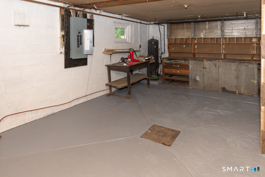 35 School House Road Old Saybrook, CT 06475 - Photo 34 of 37 Gallery Image 34