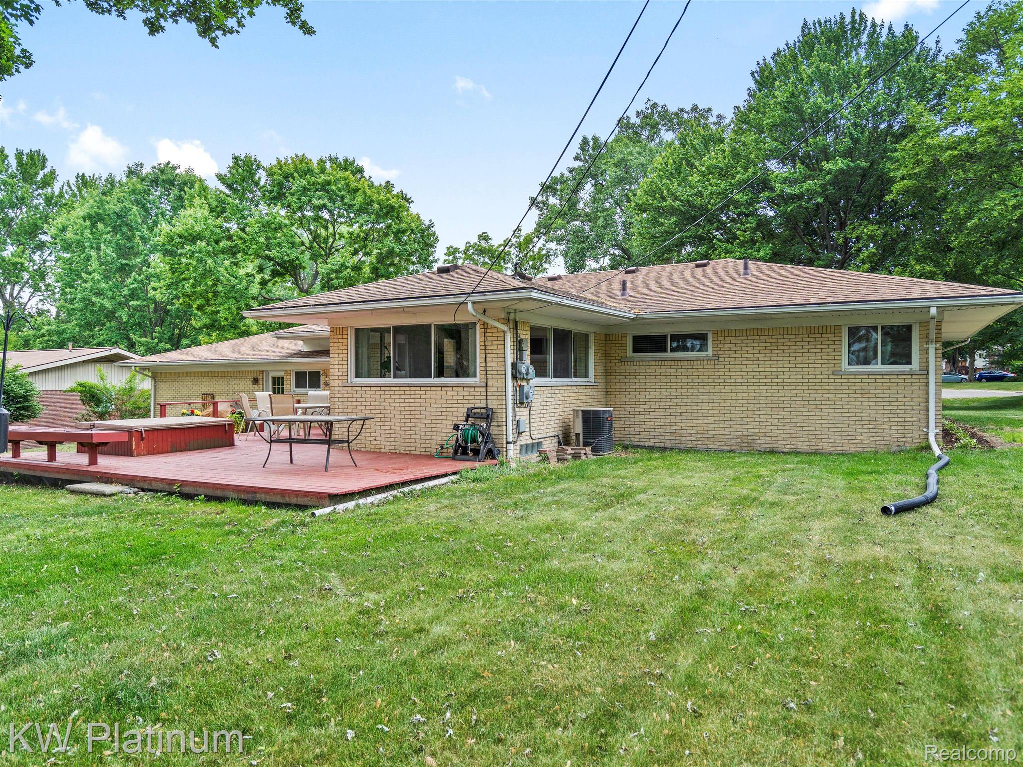 265 Rochdale Drive South Rochester, MI 48309 - Photo 32 of 33 Gallery Image 32
