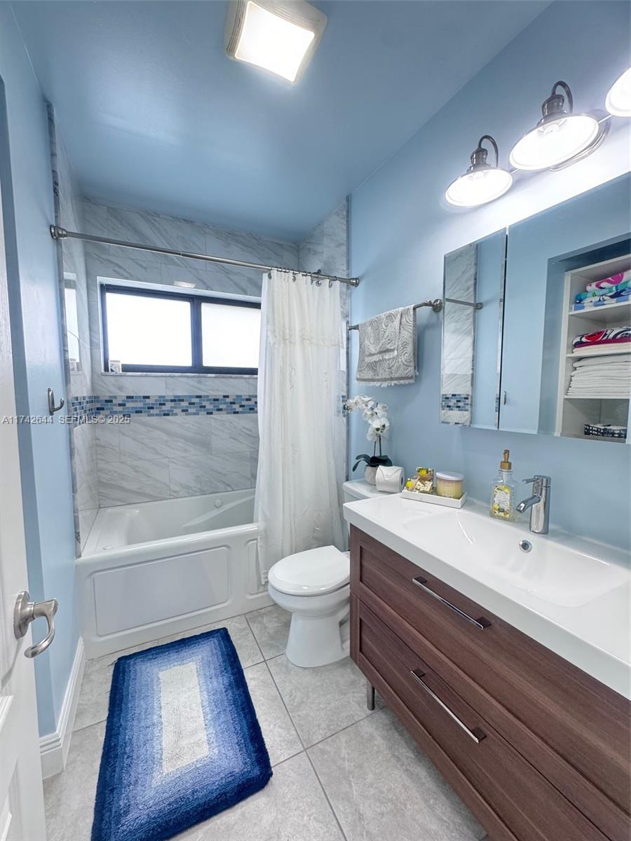 11545 Southwest 109th Road, Unit 25Z Miami, FL 33176 - Photo 27 of 39 Gallery Image 27