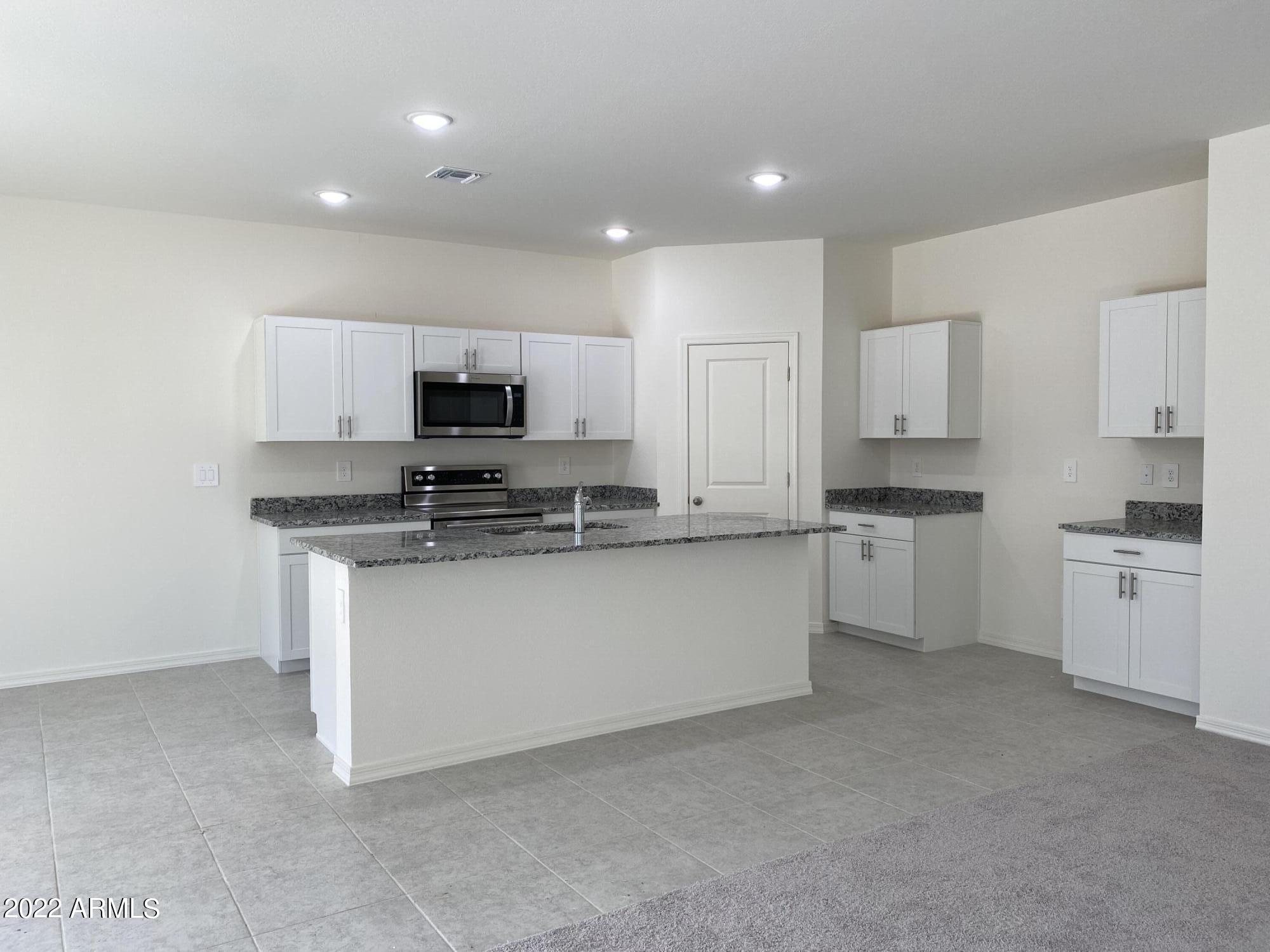 6015 East Athena Road Florence, AZ 85132 - Photo 2 of 10 IMG_7882