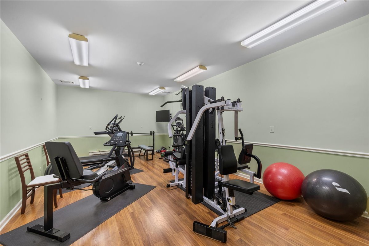 1795 Lake Cook Road, Unit 107 Highland Park, IL 60035 - Photo 25 of 26 a view of a room with gym equipment