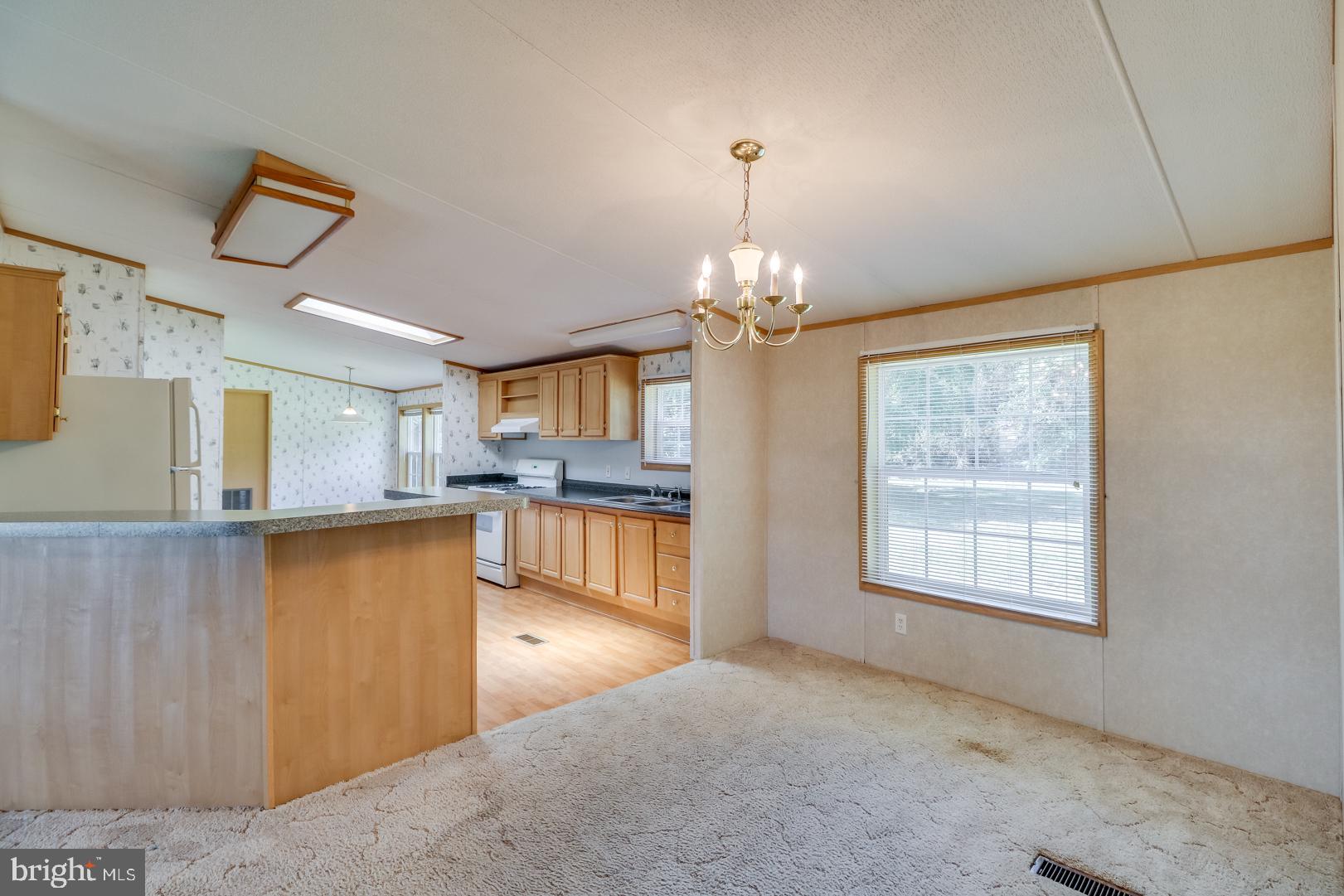 7052 Slaughter Beach Road Milford, DE 19963 - Photo 8 of 27 Dining Room
