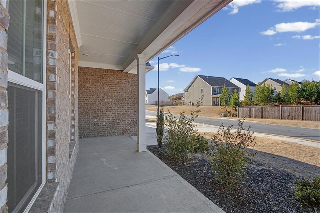 669 Fairway Drive Acworth, GA 30101 - Photo 5 of 45