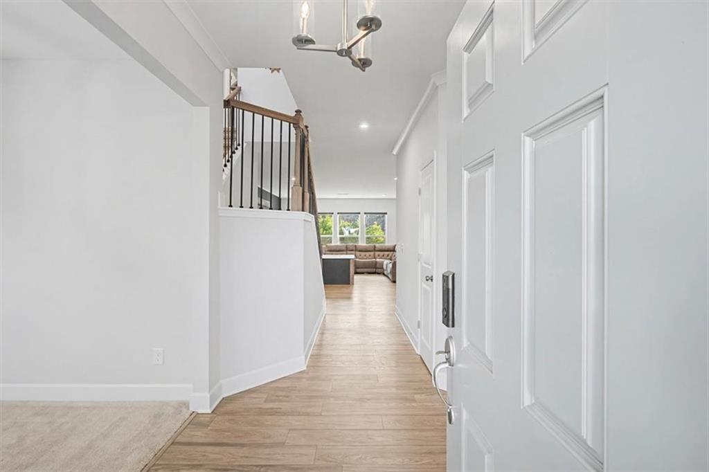 669 Fairway Drive Acworth, GA 30101 - Photo 6 of 45