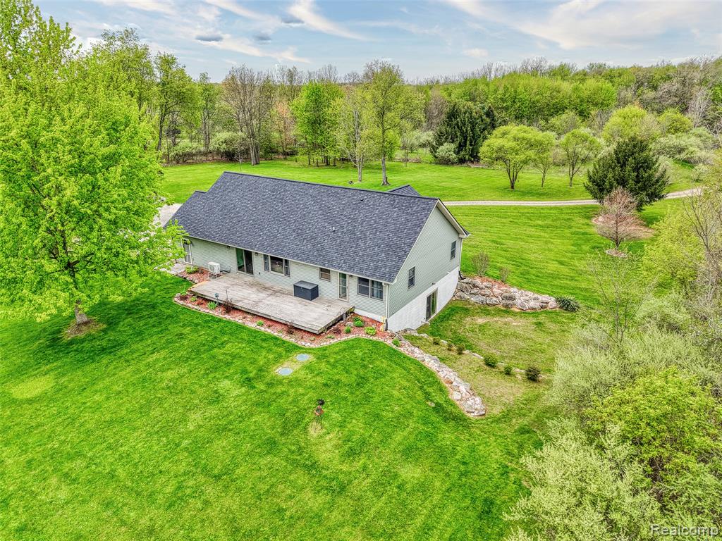 5753 Gregory Road Gregory, MI 48137 - Photo 32 of 44