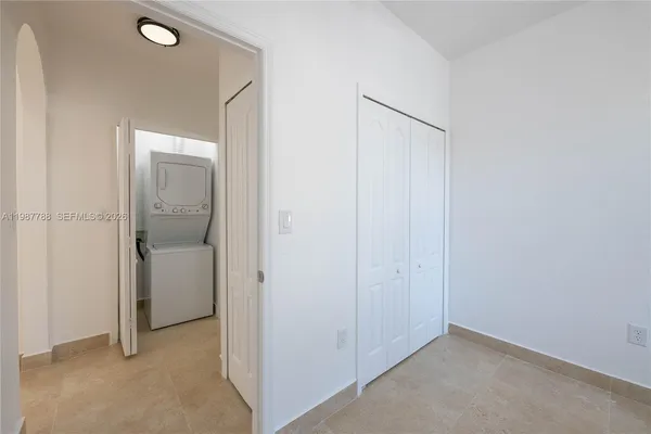 $2,500 | 7200 Northwest 177th Street, Unit 1097, Hialeah, FL 33015