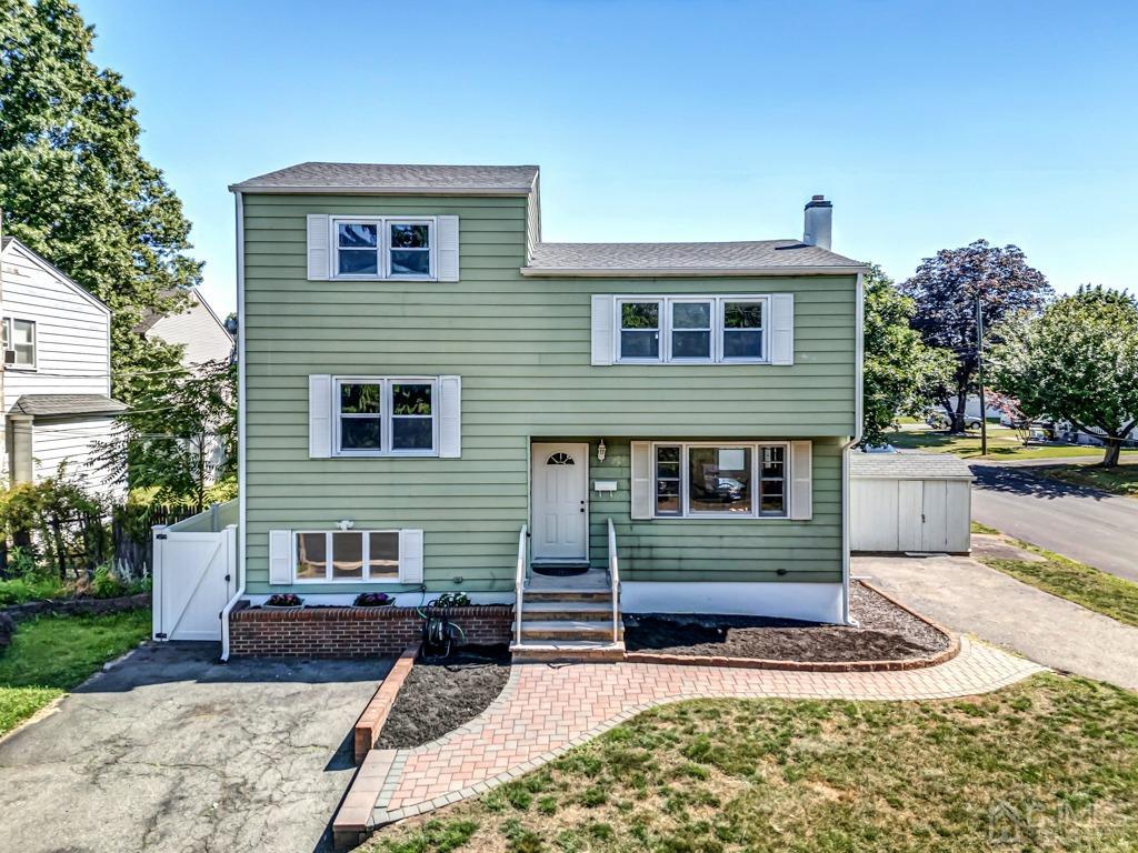 528 Melrose Avenue Middlesex, NJ 08846 - Photo 1 of 40 a front view of a house with garden
