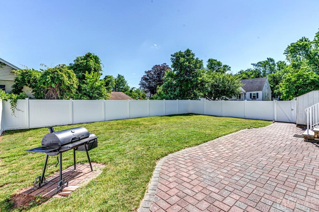 528 Melrose Avenue Middlesex, NJ 08846 - Photo 29 of 40 a view of yard with seating area