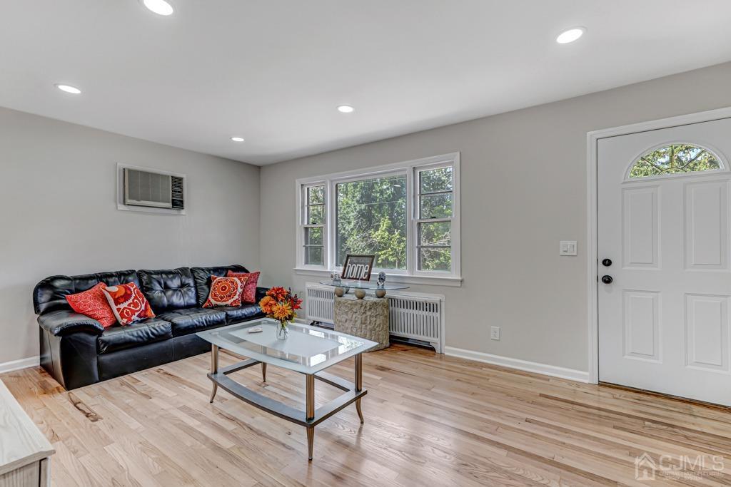 528 Melrose Avenue Middlesex, NJ 08846 - Photo 5 of 40 a living room with furniture and a window