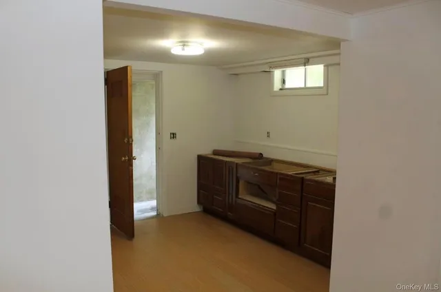 $5,000 | 509 East Broadway, Port Jefferson, NY 11777