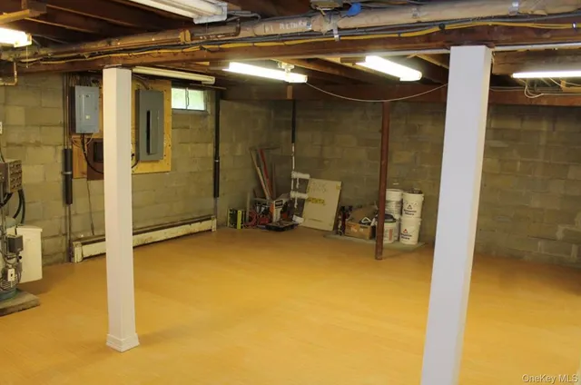 $5,000 | 509 East Broadway, Port Jefferson, NY 11777