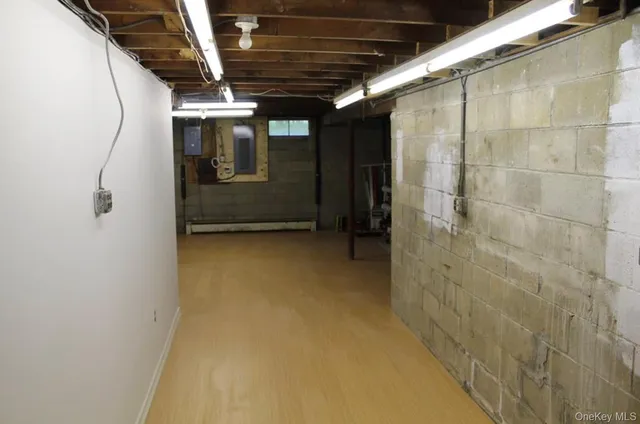 $5,000 | 509 East Broadway, Port Jefferson, NY 11777