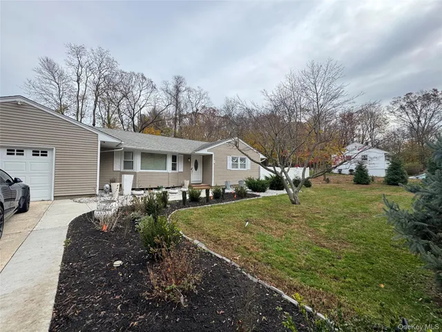 $5,000 | 509 East Broadway, Port Jefferson, NY 11777