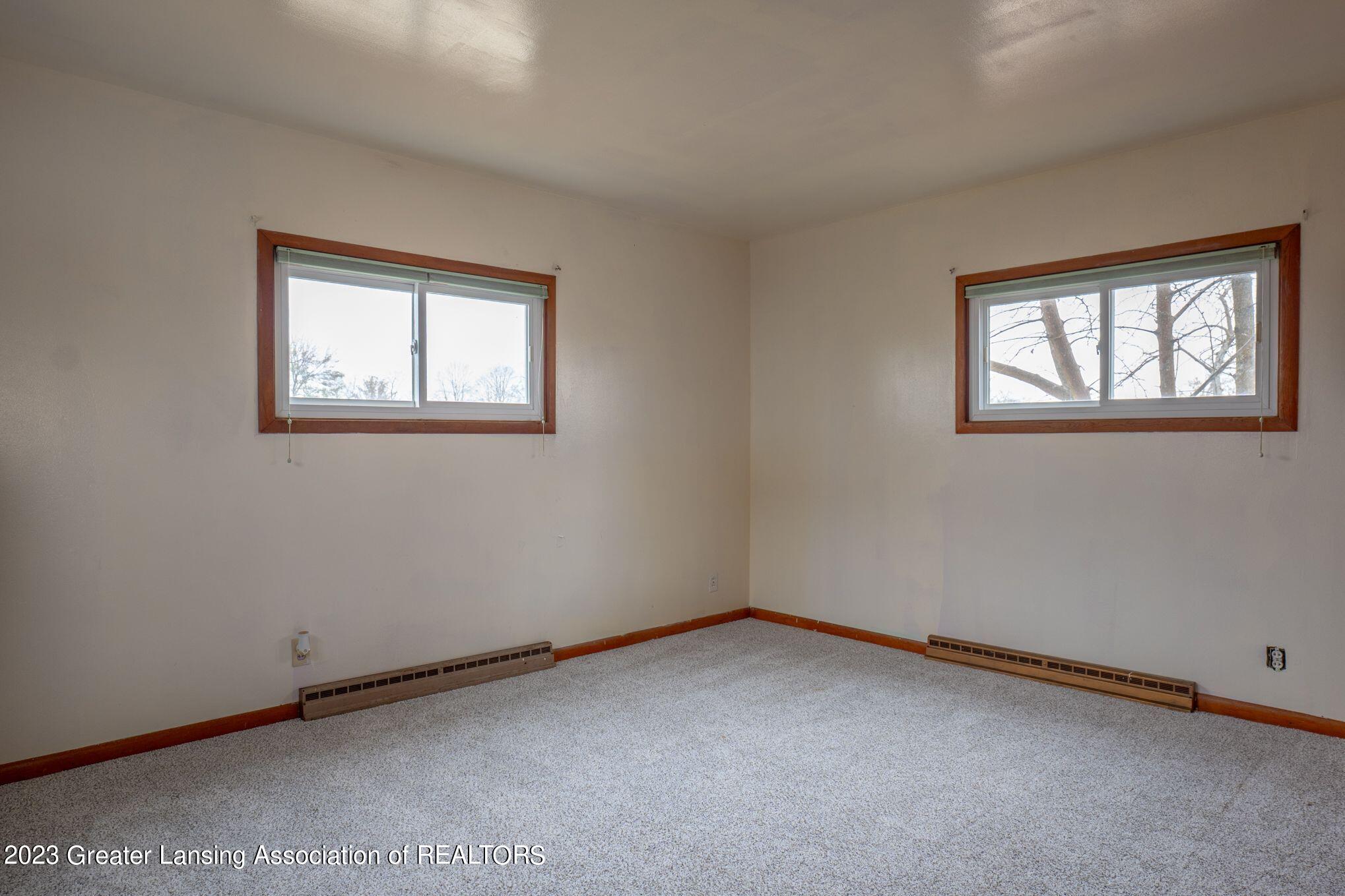 1605 Curtis Road Dansville, MI 48819 - Photo 9 of 27 Primary Bedroom